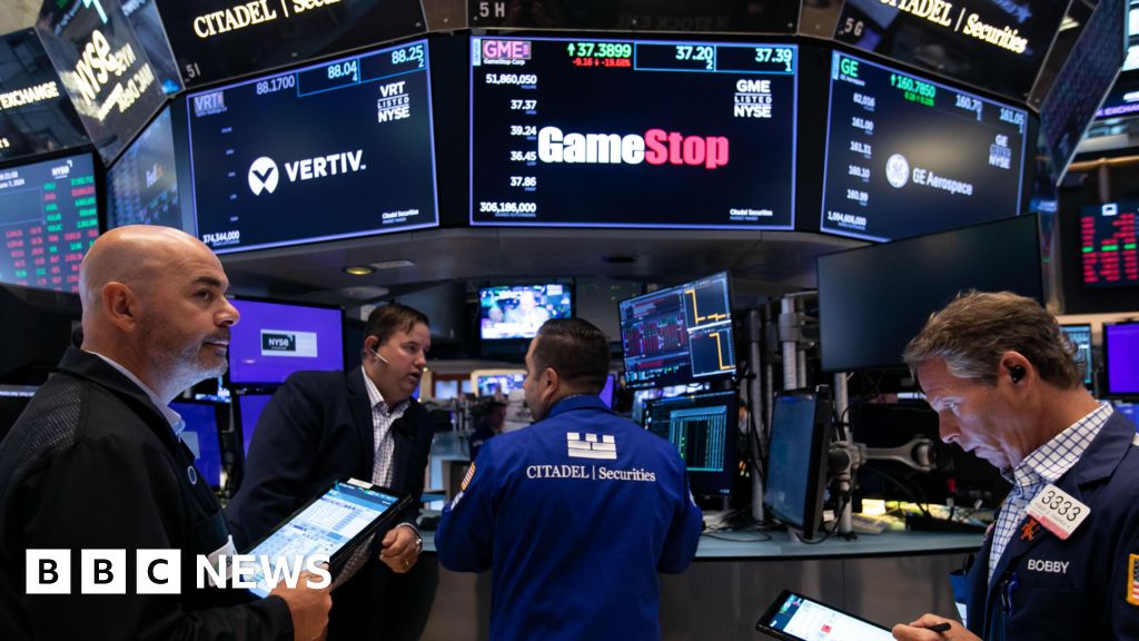 GameStop raises over bn after Roaring Kitty rally