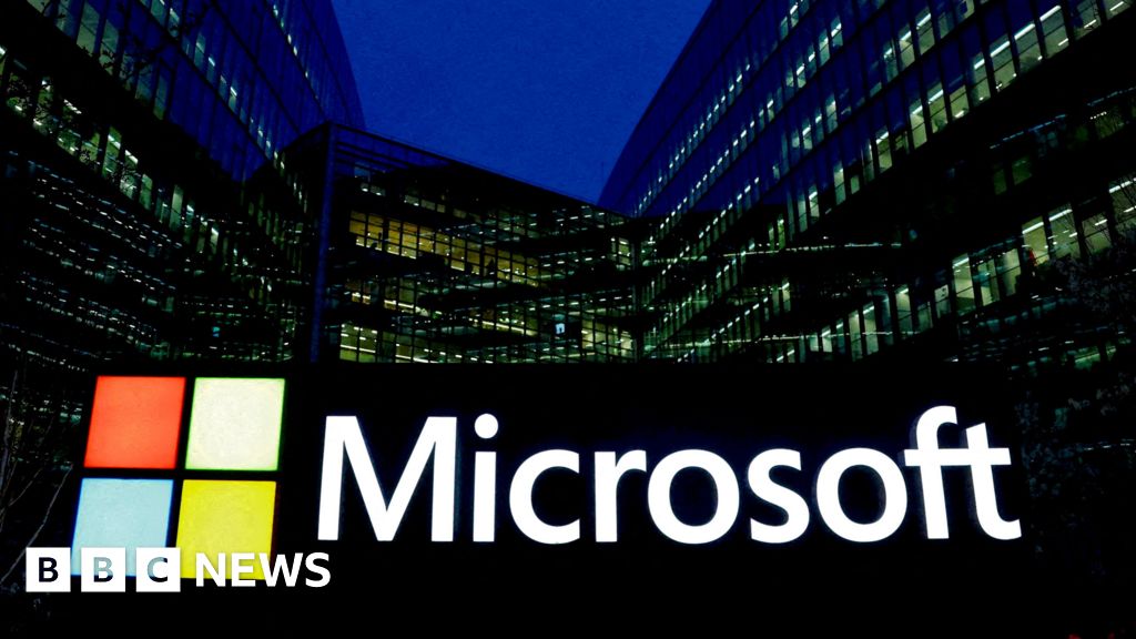 Microsoft apologises after thousands report new outage