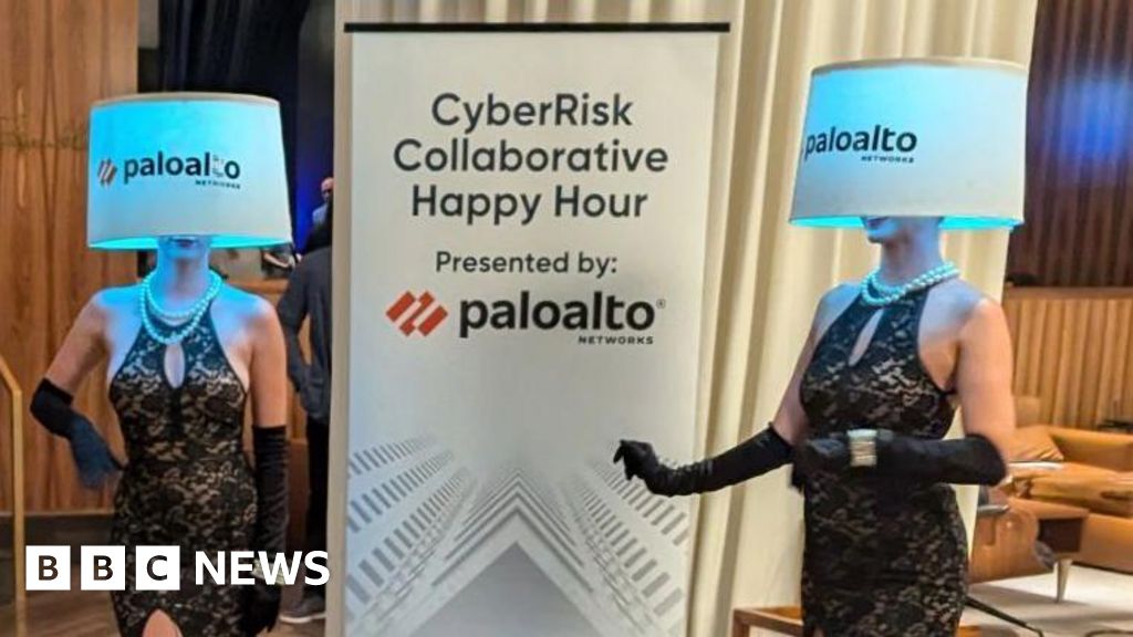 Tech firm apologises for hostess lampshade outfits