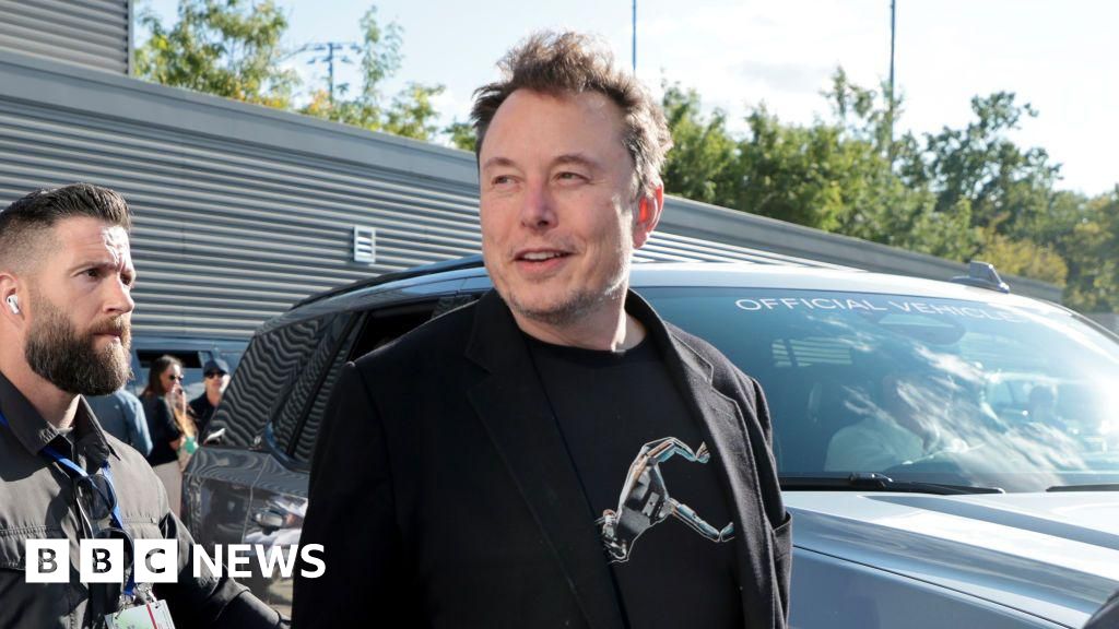 Secret Service ‘aware’ of Elon Musk post about Harris and Biden